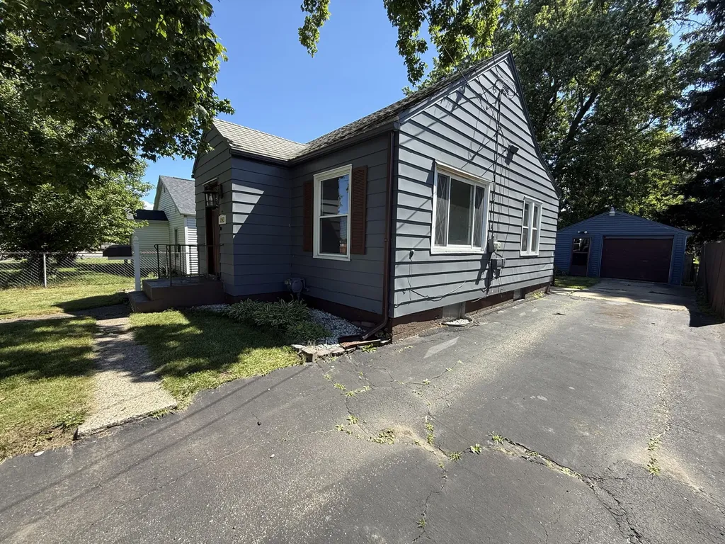 1520 Bronx Avenue Kalamazoo Charter Township MI 49048