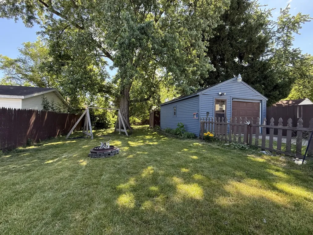 1520 Bronx Avenue Kalamazoo Charter Township MI 49048