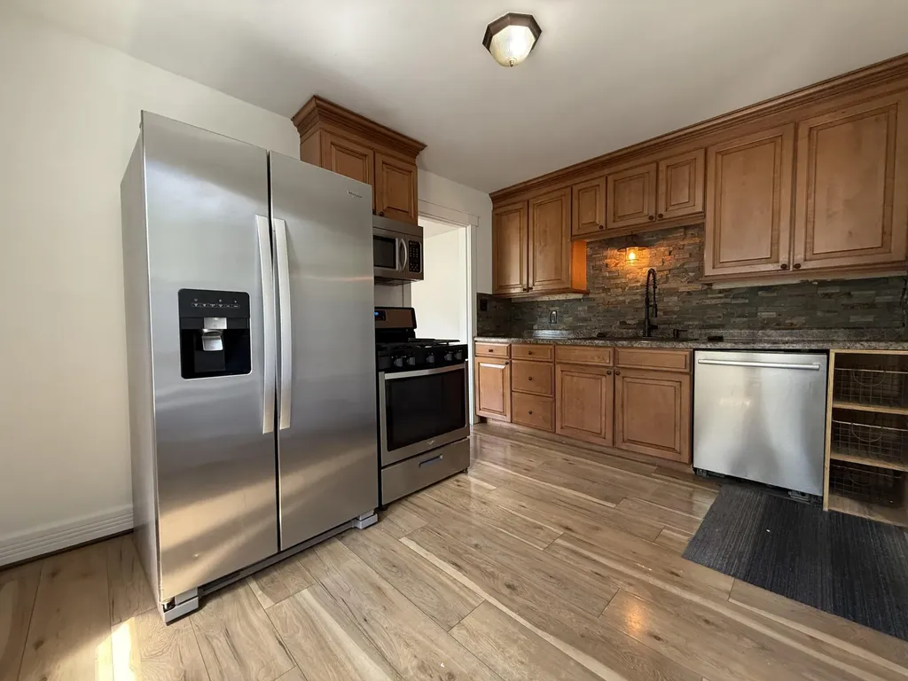 1520 Bronx Avenue Kalamazoo Charter Township MI 49048