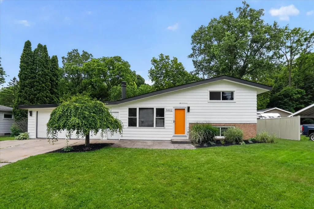 5802 Montebello Avenue Meridian Charter Township MI 48840