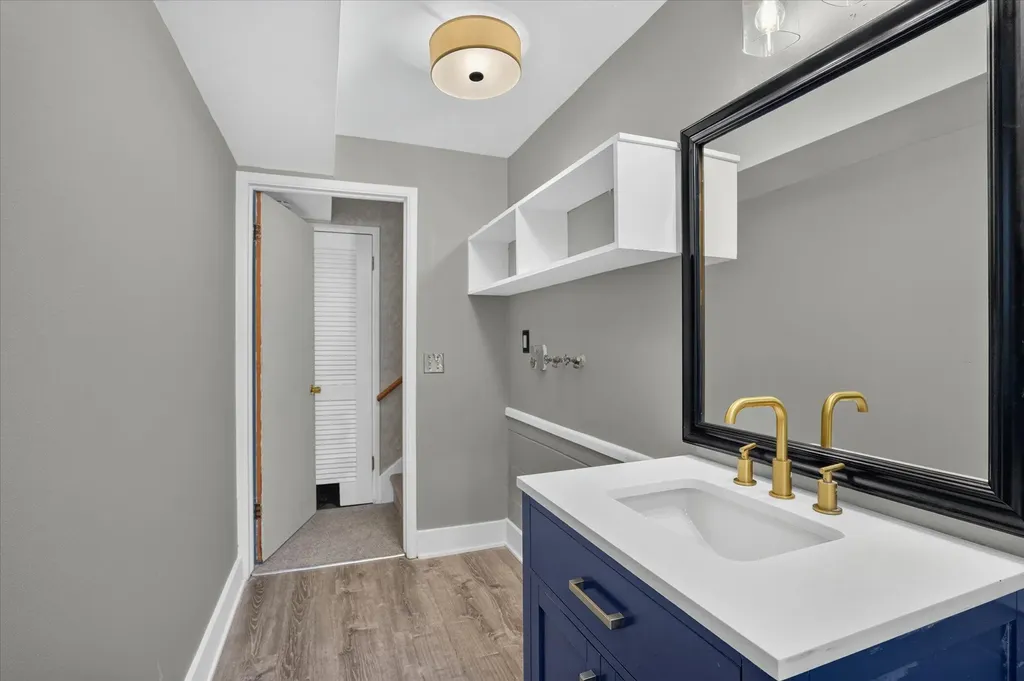 5802 Montebello Avenue Meridian Charter Township MI 48840