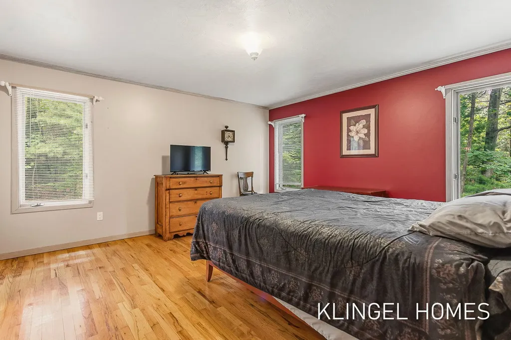 9292 Lakeshore Avenue Port Sheldon Township MI 49460