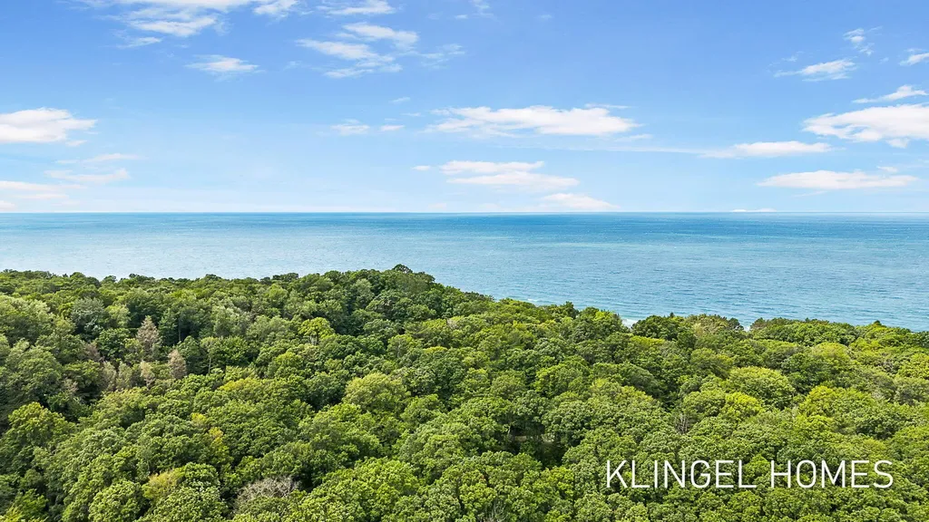 9292 Lakeshore Avenue Port Sheldon Township MI 49460