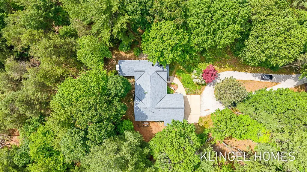 9292 Lakeshore Avenue Port Sheldon Township MI 49460