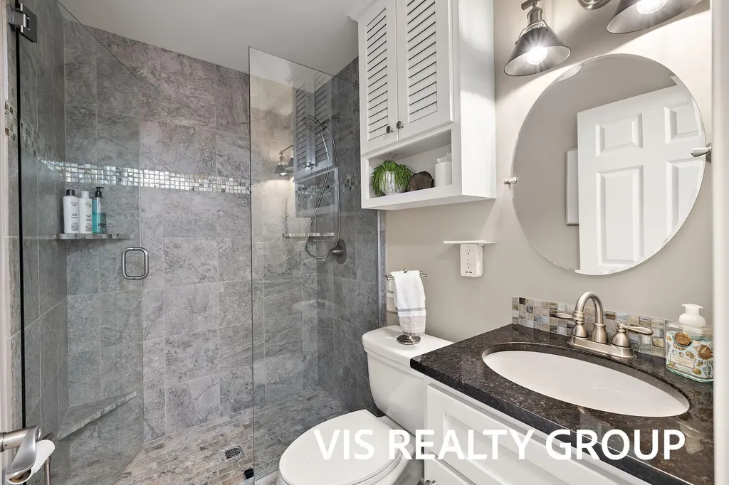 400 Lakeview Court Spring Lake Village MI 49456