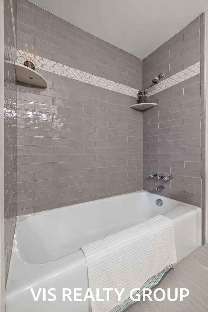 400 Lakeview Court Spring Lake Village MI 49456