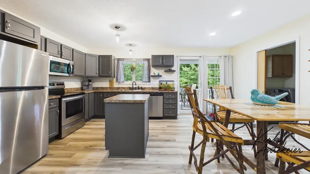 1663 Hansen Street Laketon Township MI 49445