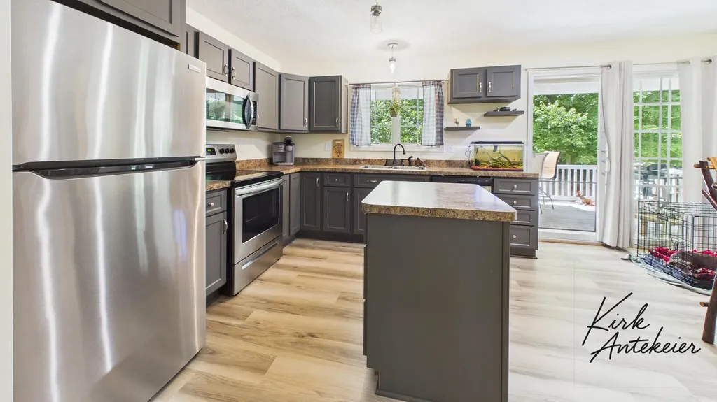1663 Hansen Street Laketon Township MI 49445