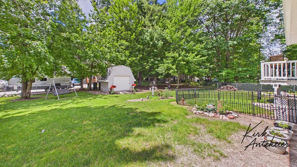 1663 Hansen Street Laketon Township MI 49445