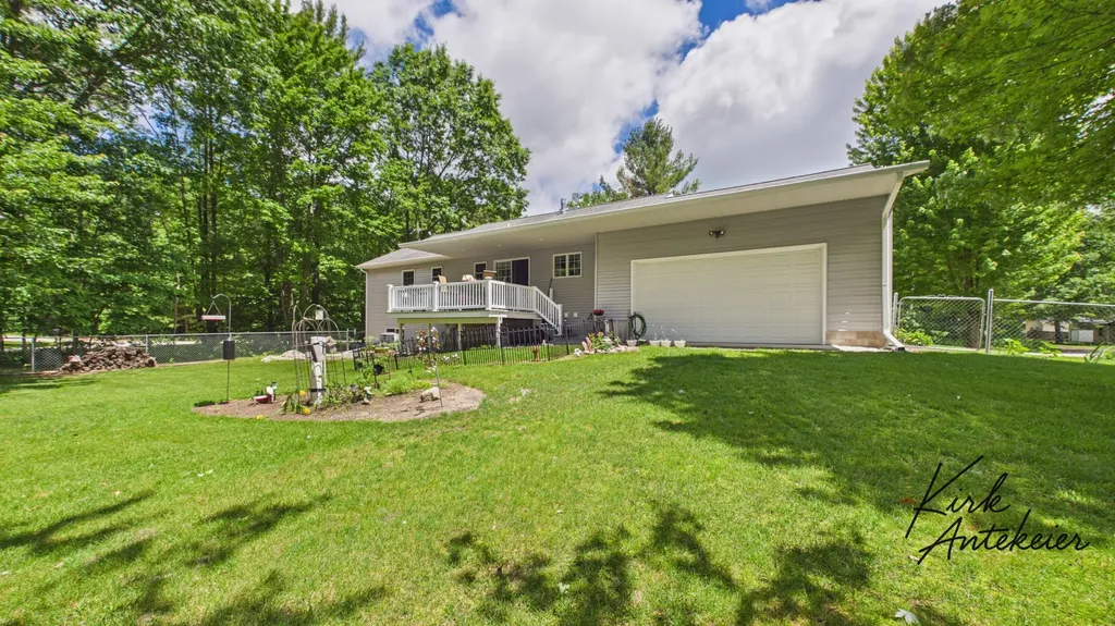 1663 Hansen Street Laketon Township MI 49445