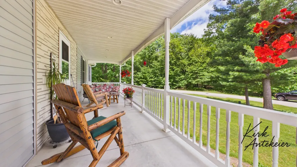 1663 Hansen Street Laketon Township MI 49445
