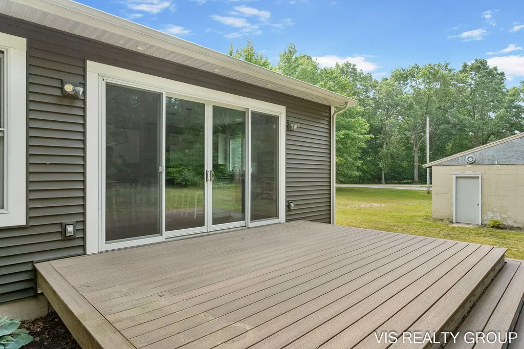13407 152nd Avenue Grand Haven Charter Township MI 49417