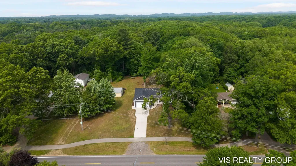 13407 152nd Avenue Grand Haven Charter Township MI 49417
