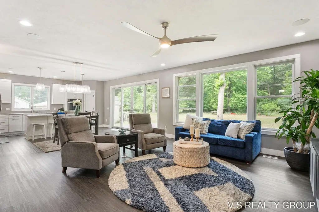 13407 152nd Avenue Grand Haven Charter Township MI 49417