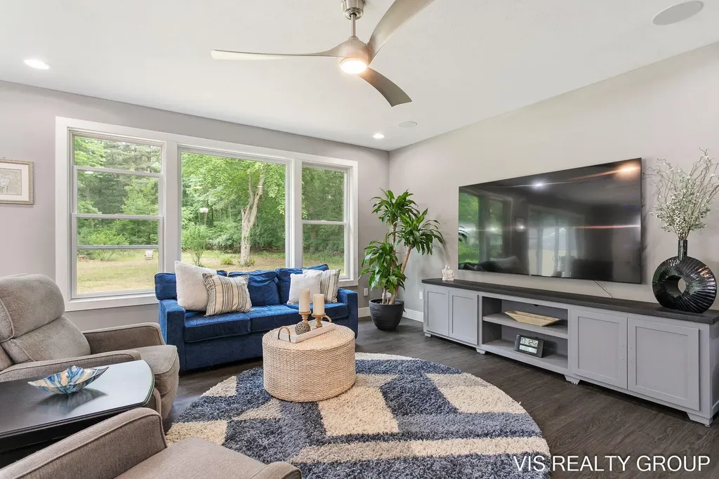 13407 152nd Avenue Grand Haven Charter Township MI 49417
