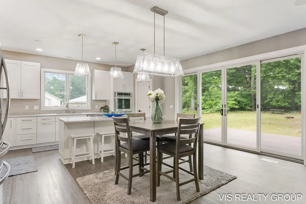 13407 152nd Avenue Grand Haven Charter Township MI 49417