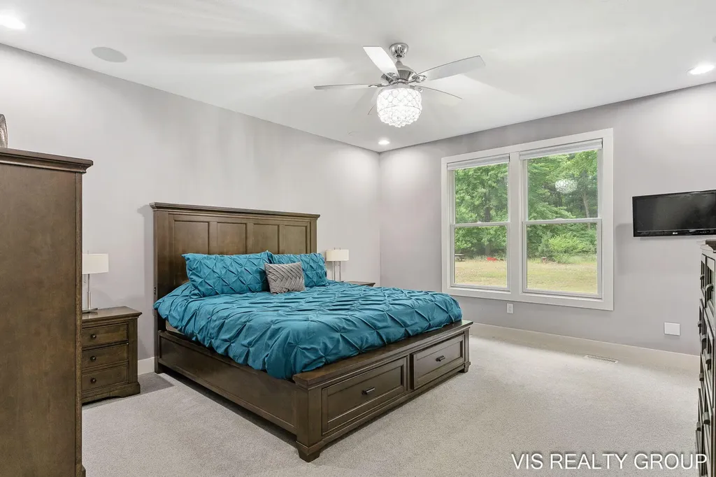 13407 152nd Avenue Grand Haven Charter Township MI 49417