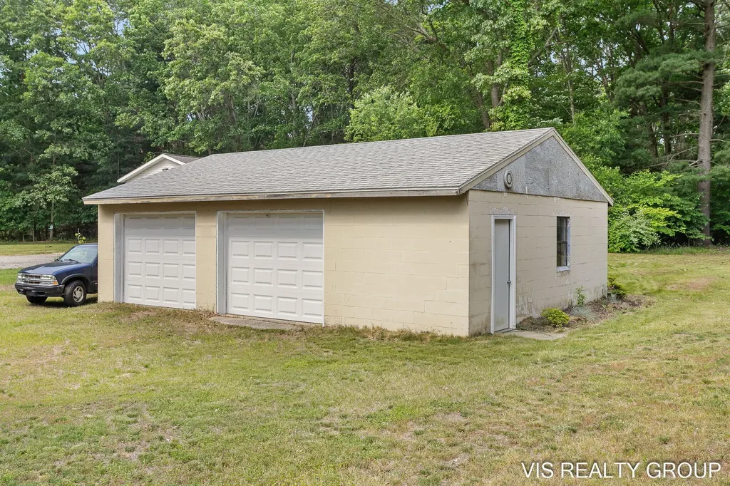 13407 152nd Avenue Grand Haven Charter Township MI 49417