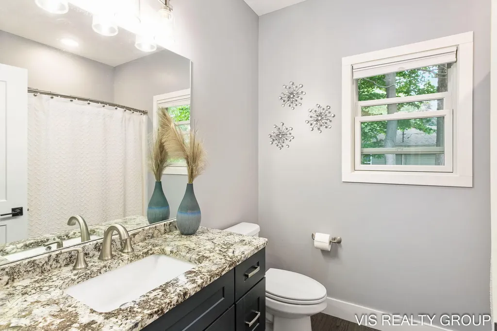 13407 152nd Avenue Grand Haven Charter Township MI 49417