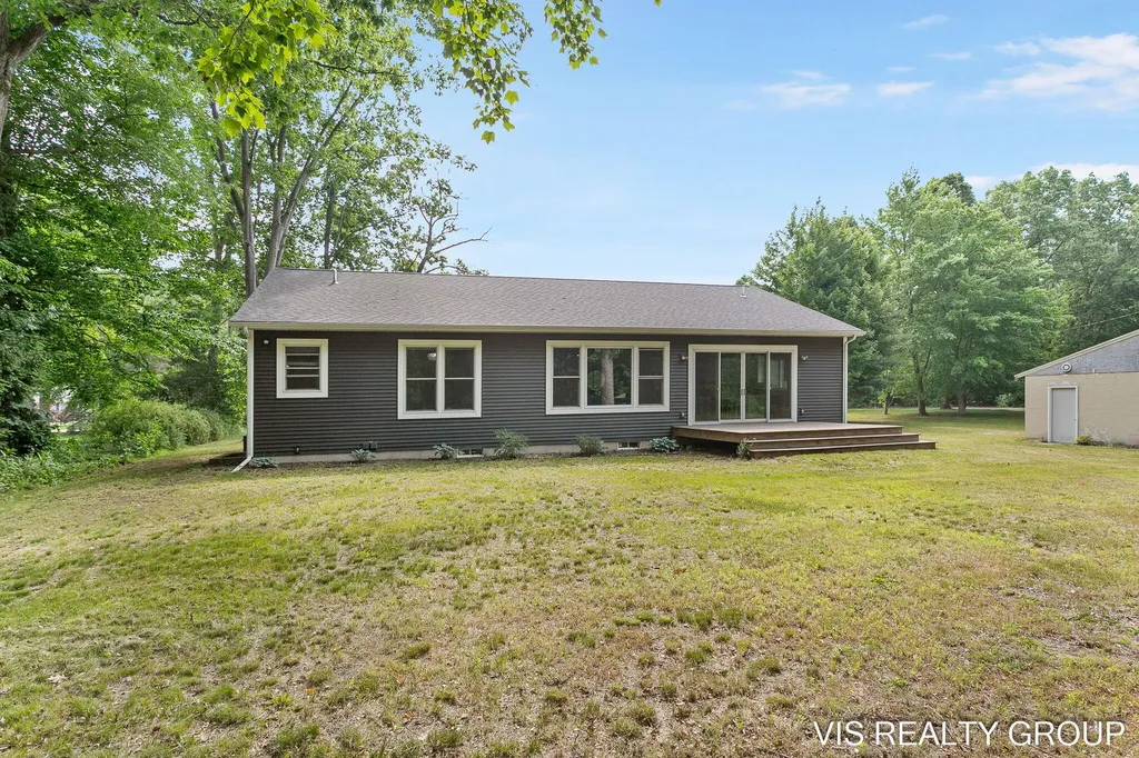 13407 152nd Avenue Grand Haven Charter Township MI 49417