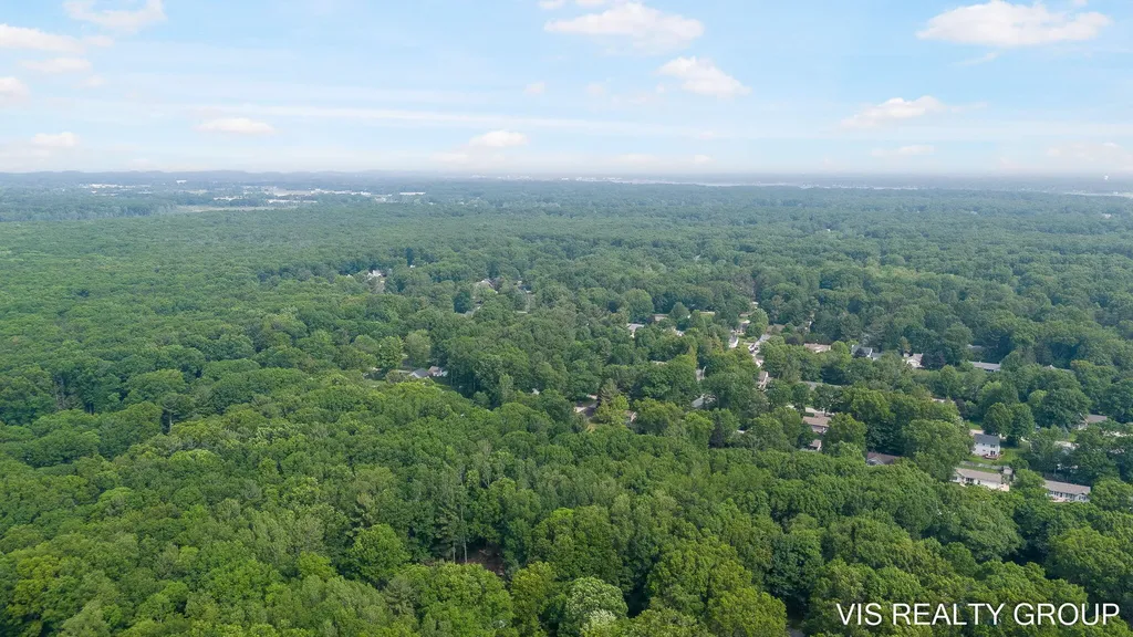 13407 152nd Avenue Grand Haven Charter Township MI 49417