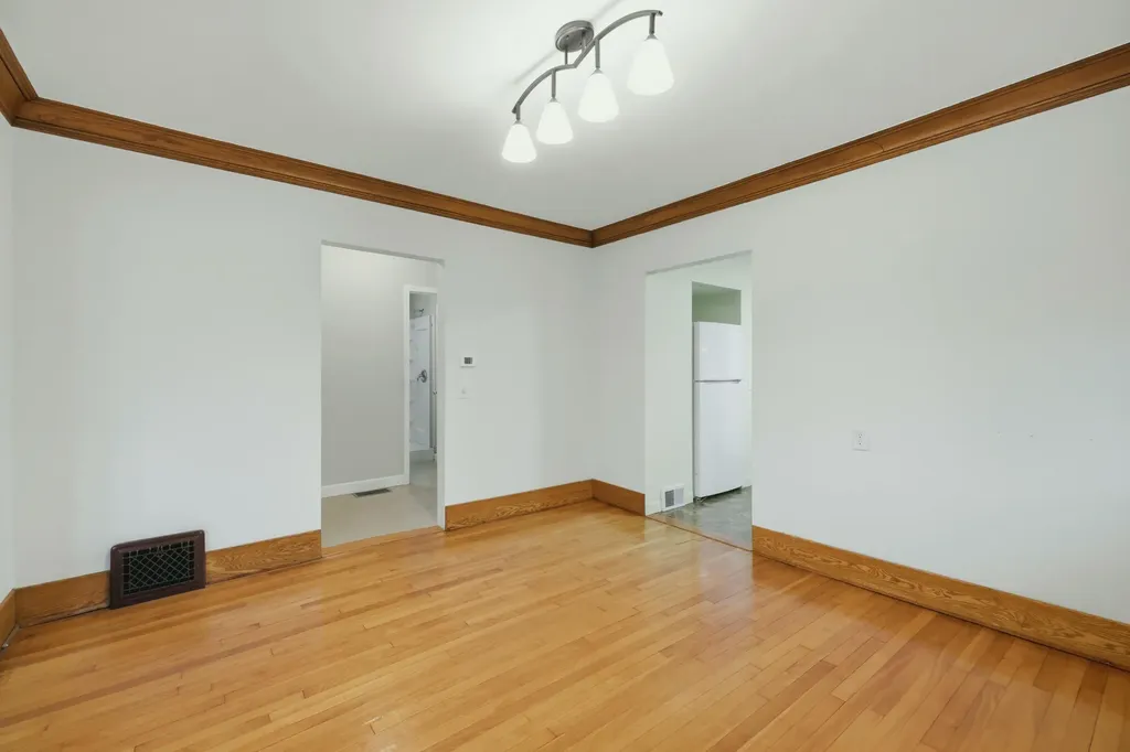 249 NE Fairbanks Street NE Grand Rapids City MI 49503