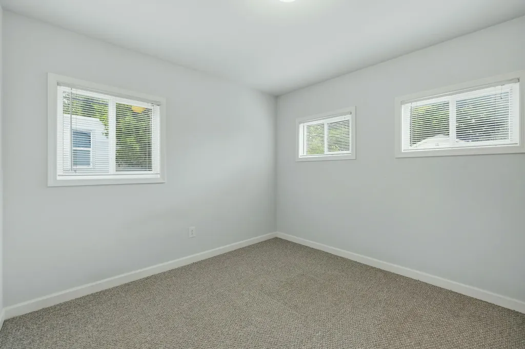 249 NE Fairbanks Street NE Grand Rapids City MI 49503