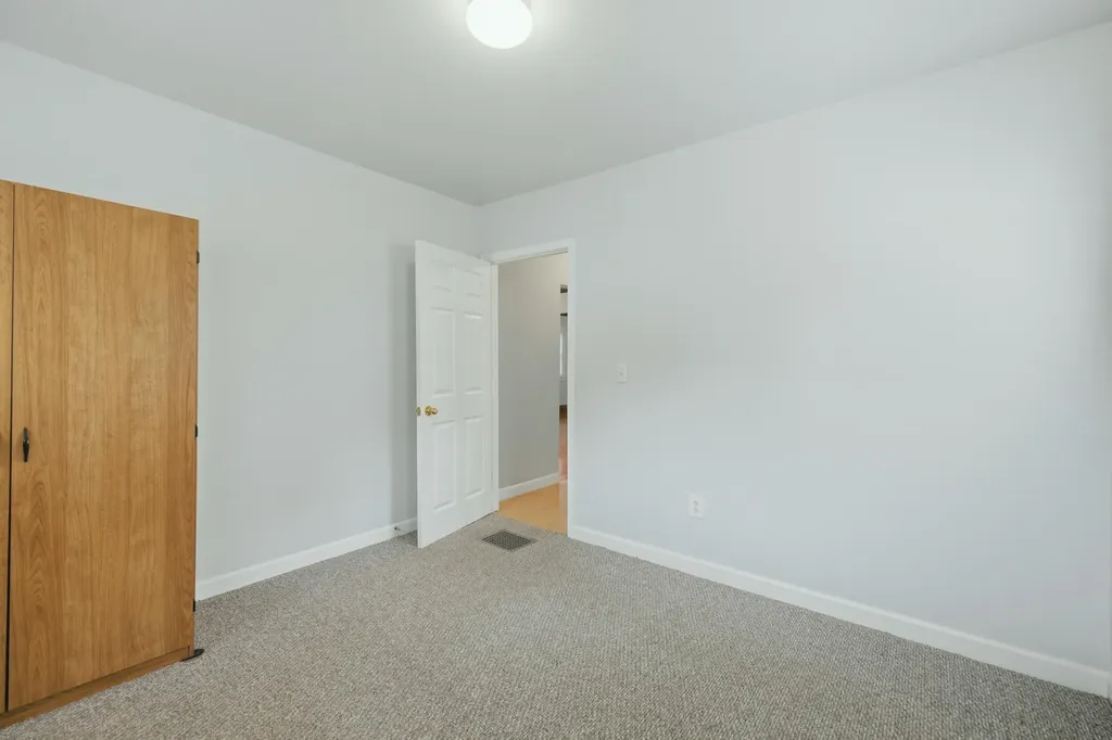 249 NE Fairbanks Street NE Grand Rapids City MI 49503