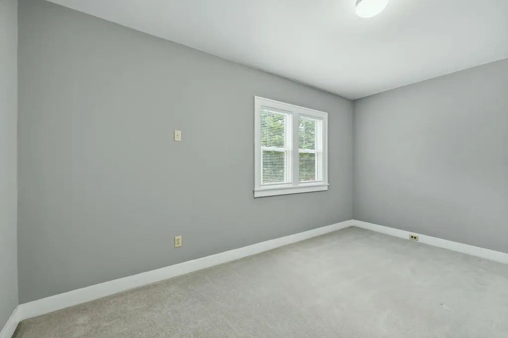 249 NE Fairbanks Street NE Grand Rapids City MI 49503