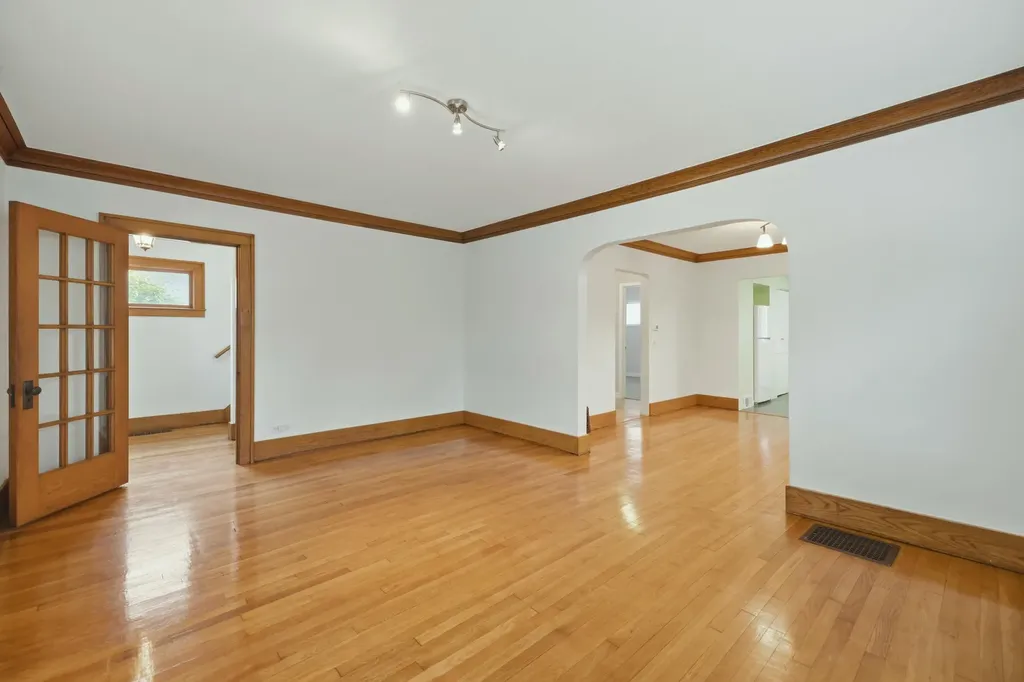 249 NE Fairbanks Street NE Grand Rapids City MI 49503