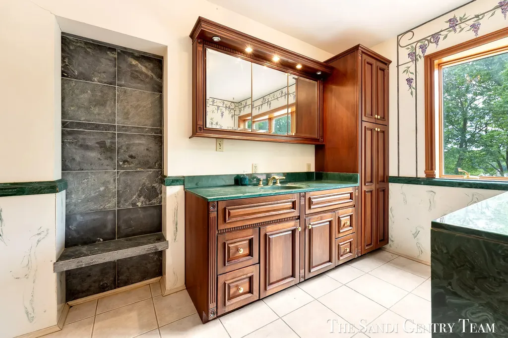 3652 118th Avenue Valley Township MI 49010