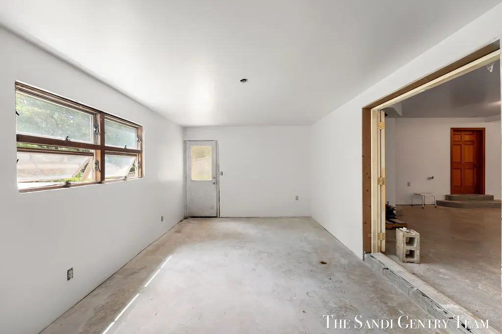 3652 118th Avenue Valley Township MI 49010
