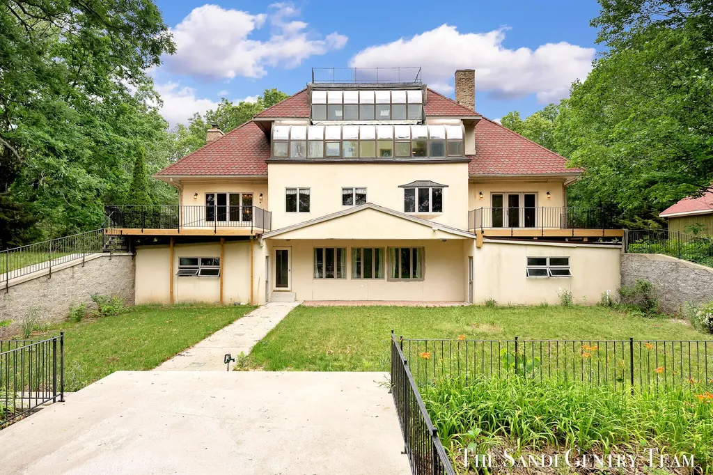3652 118th Avenue Valley Township MI 49010