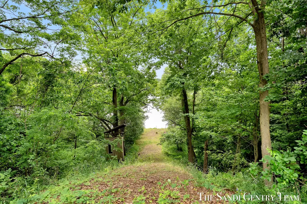 3652 118th Avenue Valley Township MI 49010