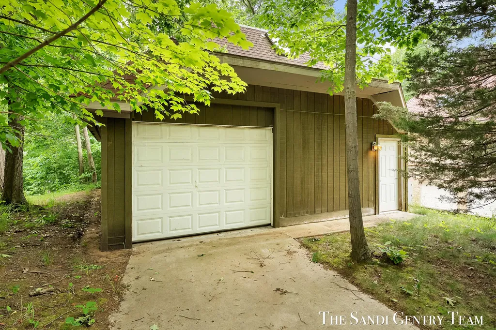3652 118th Avenue Valley Township MI 49010