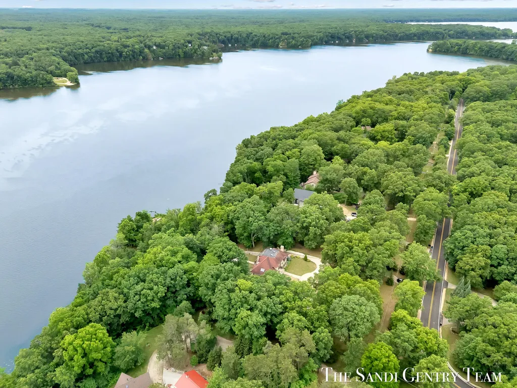 3652 118th Avenue Valley Township MI 49010