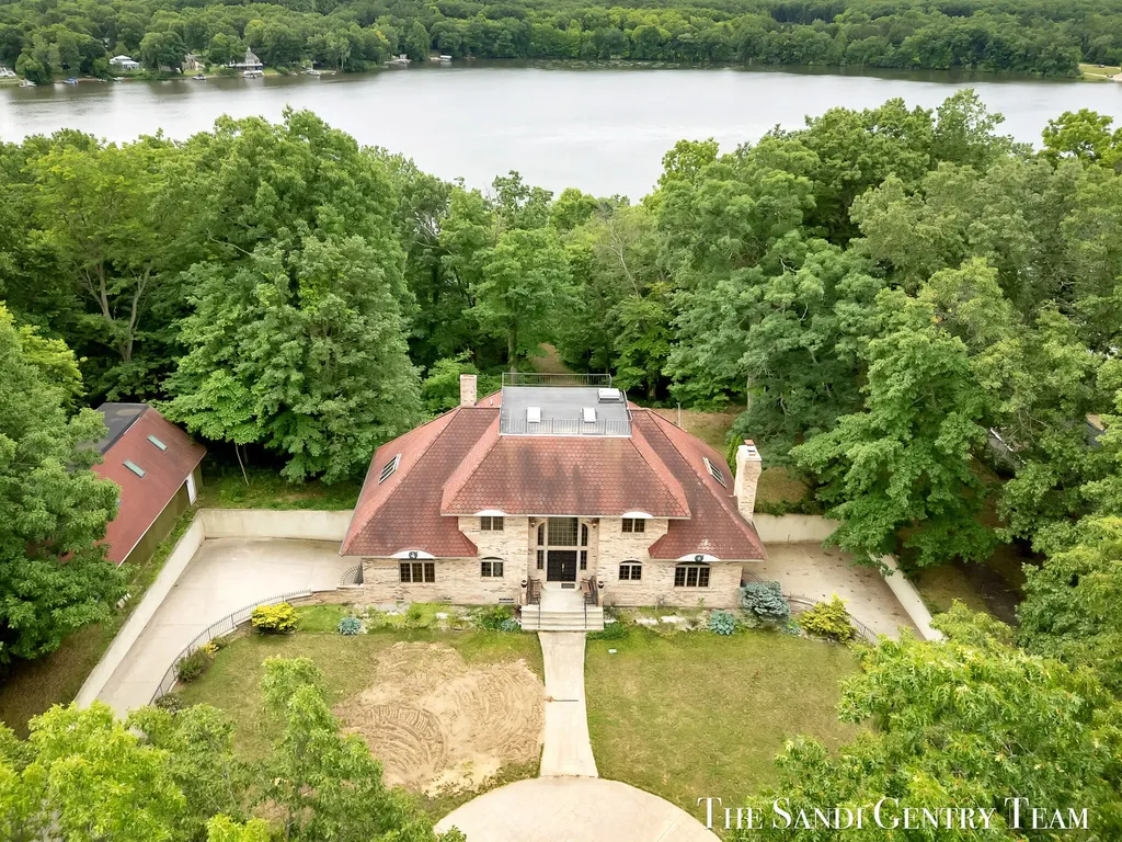 3652 118th Avenue Valley Township MI 49010