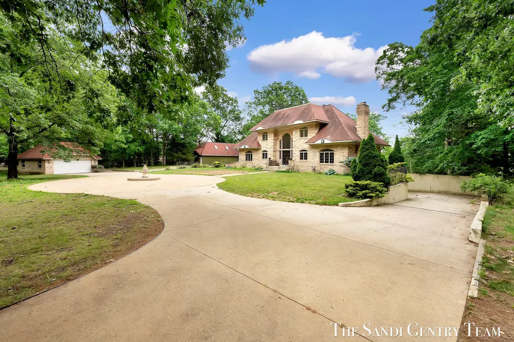 3652 118th Avenue Valley Township MI 49010