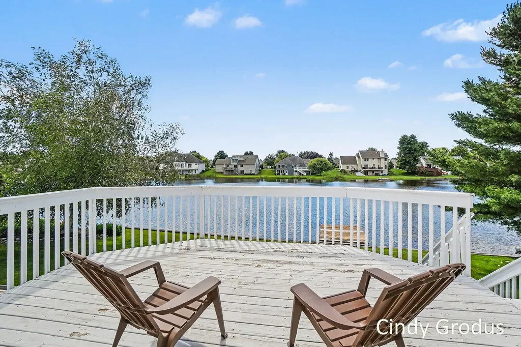 975 Bluff Lake Drive Zeeland Charter Township MI 49464