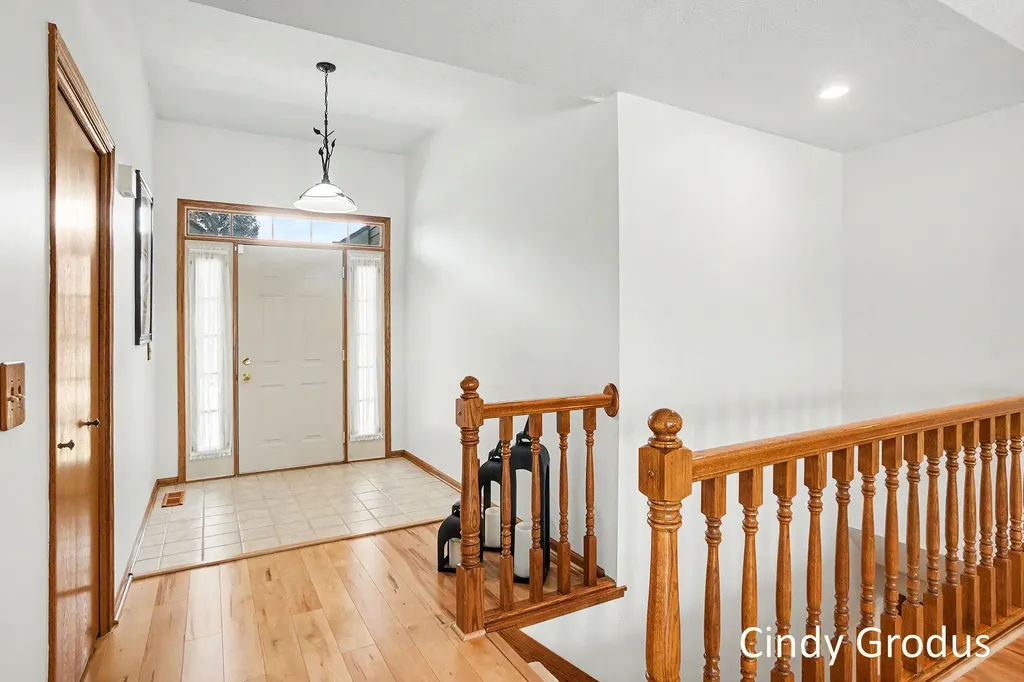 975 Bluff Lake Drive Zeeland Charter Township MI 49464
