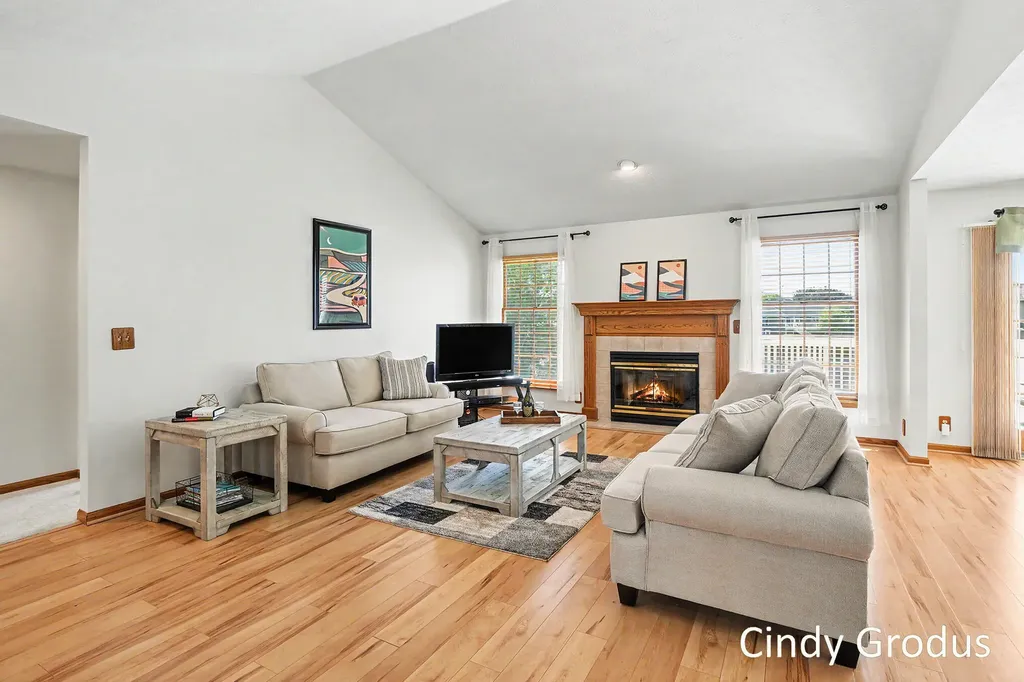 975 Bluff Lake Drive Zeeland Charter Township MI 49464