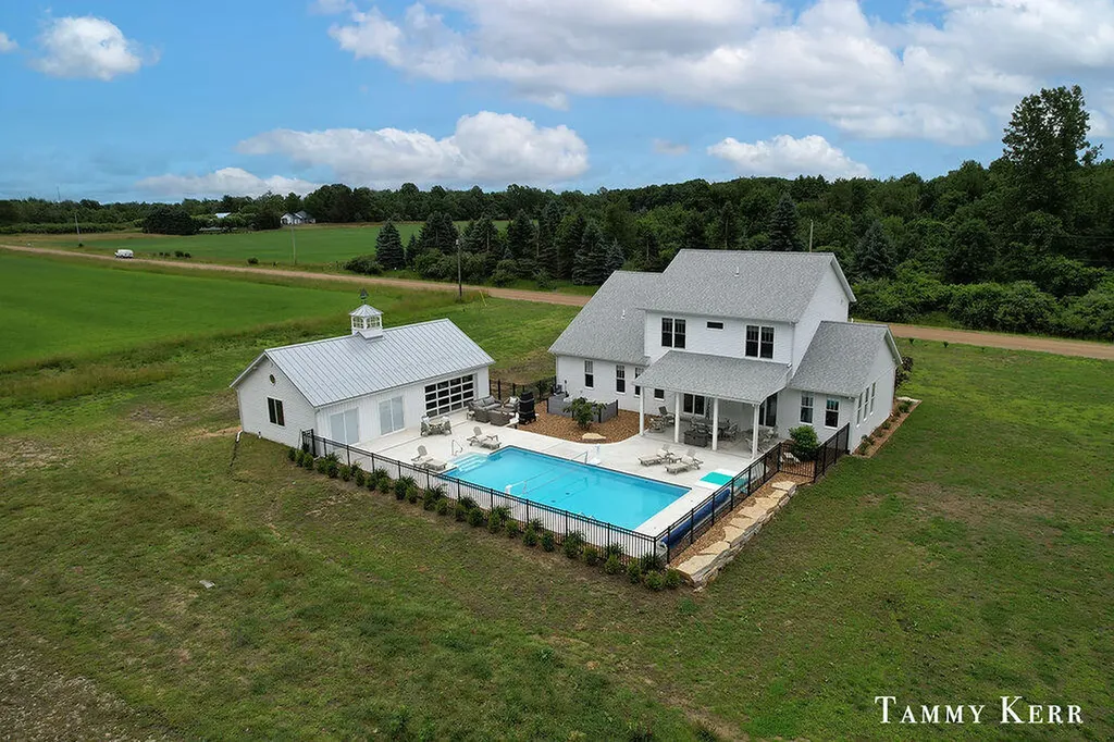 7067 118th Avenue Ganges Township MI 49408