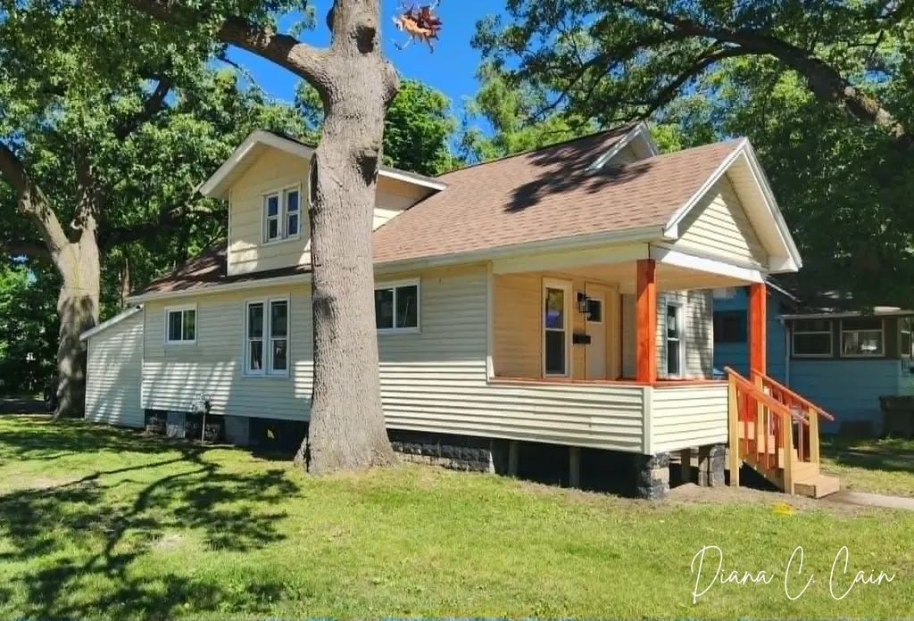 1785 Dyson Street Muskegon City MI 49442