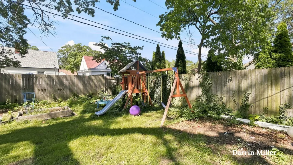 1426 Montague Avenue Muskegon City MI 49441