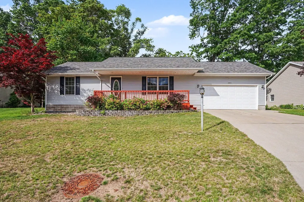 2499 Greenwood Street Muskegon City MI 49441