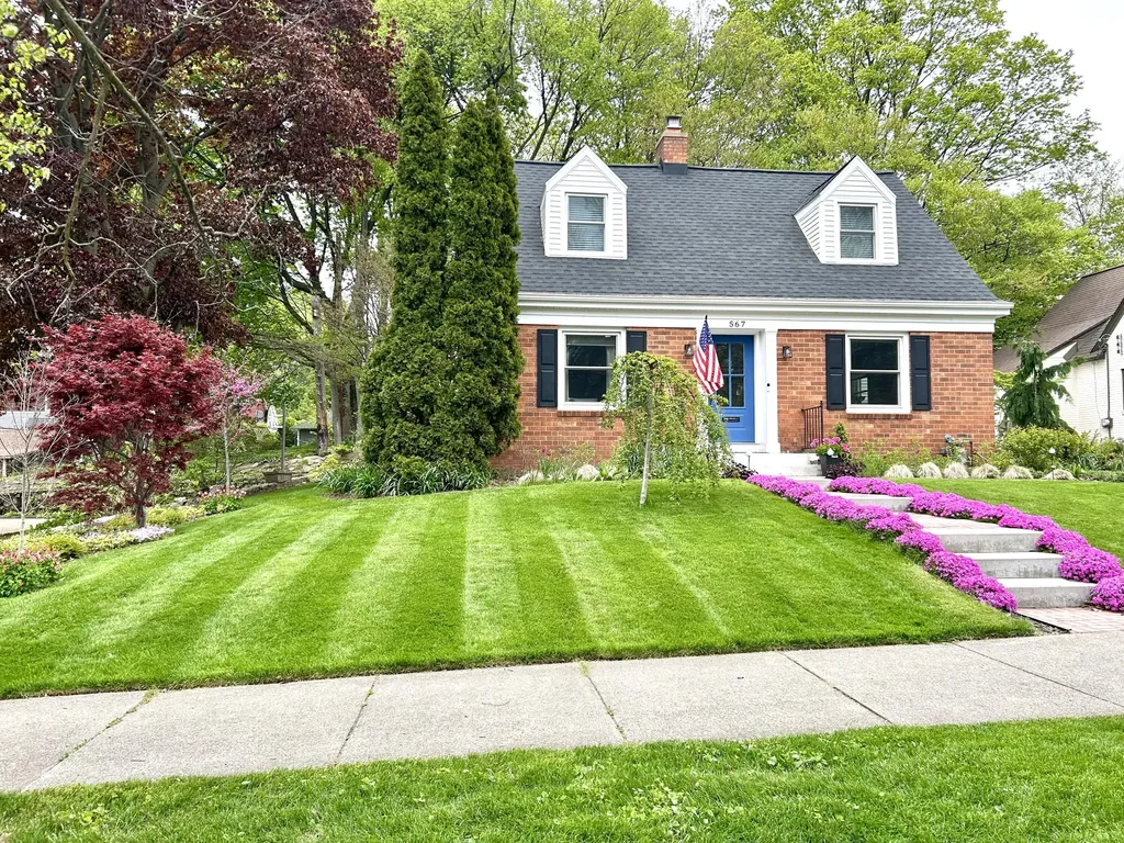 567 Central Avenue Holland City MI 49423