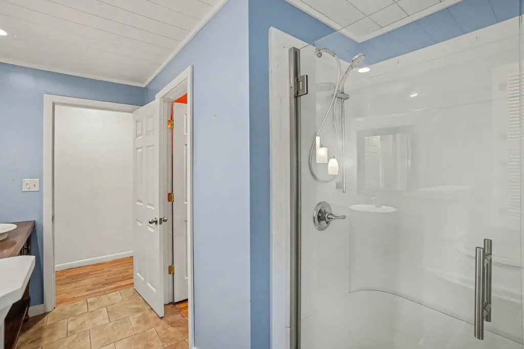 2591 142nd Avenue Holland Charter Township MI 49424