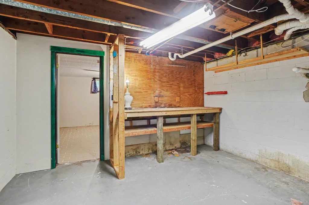 2591 142nd Avenue Holland Charter Township MI 49424
