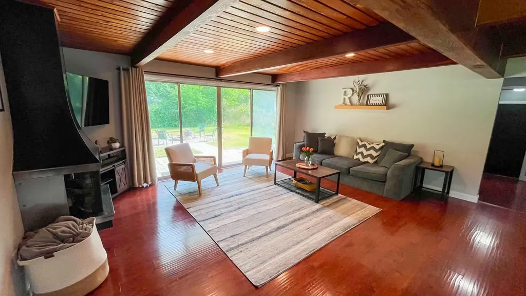 1154 Sunset Lane Norton Shores City MI 49444