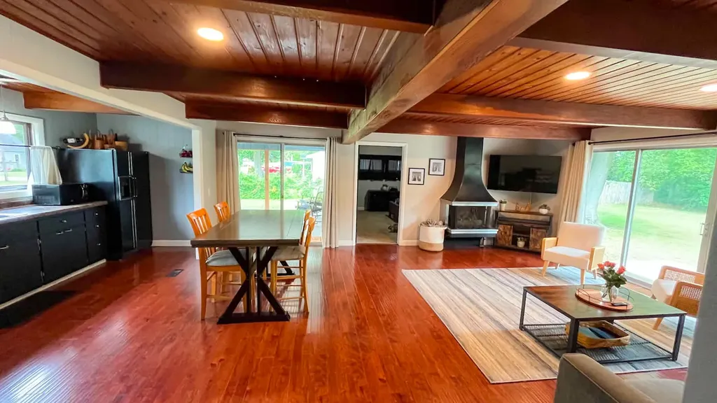 1154 Sunset Lane Norton Shores City MI 49444